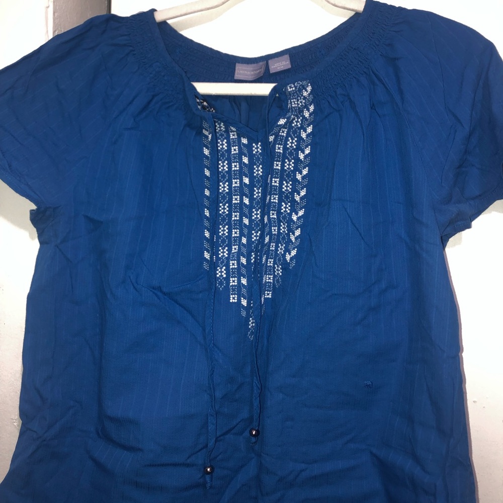 LAURA SCOTT indigo blue shirt with embroidery, size M.